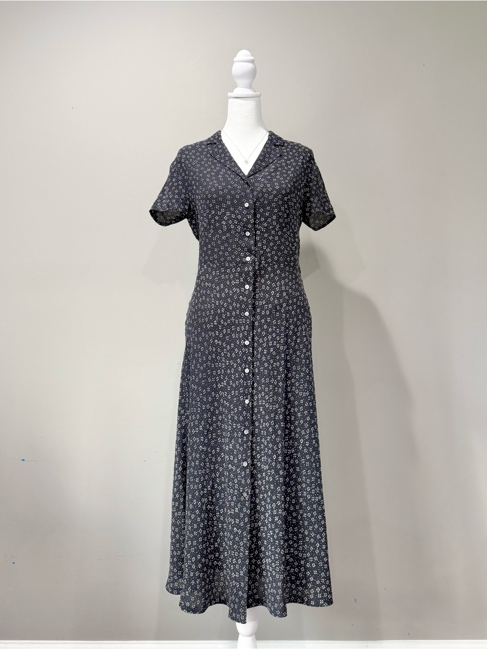 Sundance Silk Black & White Button-Down Pansy Floral Midi Dress